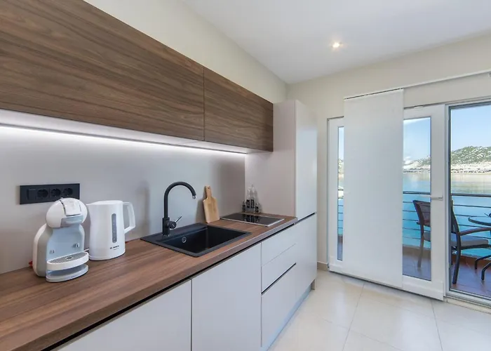 Ema-comfort Two Bedroom With Sea View Fancy