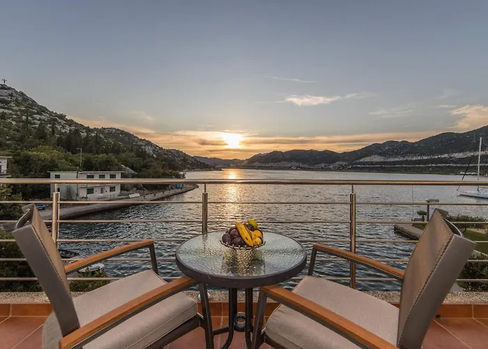 Ema-comfort Two Bedroom With Sea View Fancy * Rogotin